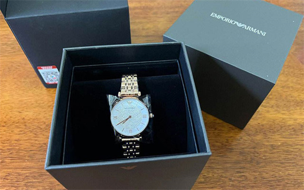 阿玛尼腕表走快了处理方法是什么（图）