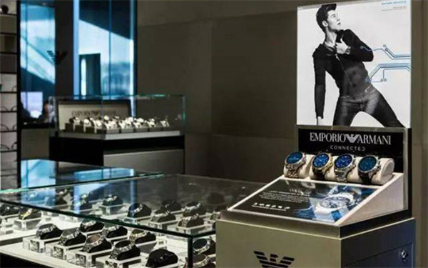 阿玛尼手表表壳坏了解决办法详解（图）