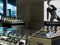 阿玛尼手表表壳坏了解决办法详解