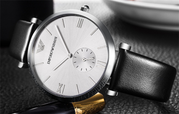 阿玛尼手表机芯里面有划痕解决办法大全（图）