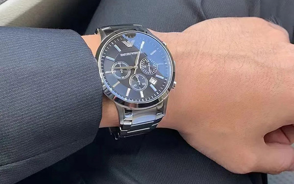 阿玛尼腕表偷停解决方法推荐（图）